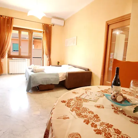 Monteverde Bright With Garage Appartamento Roma